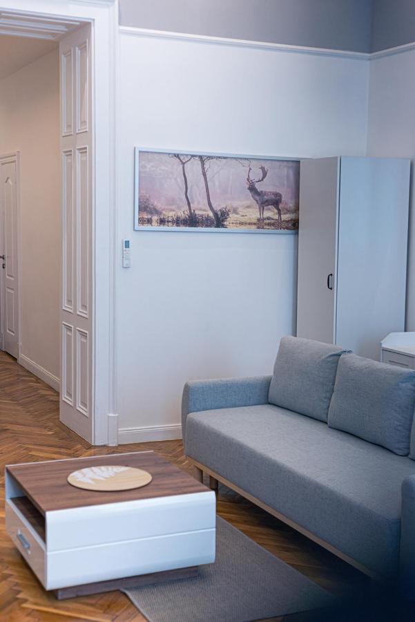 Joy Apartments On Kiraly Street Budapest Esterno foto