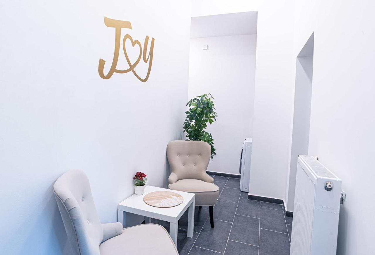 Joy Apartments On Kiraly Street Budapest Esterno foto